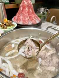  四季椰林海南椰子雞