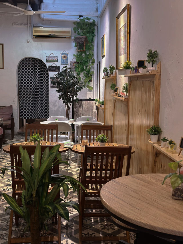 Cute Little Crepe Cafe in Jonker Street