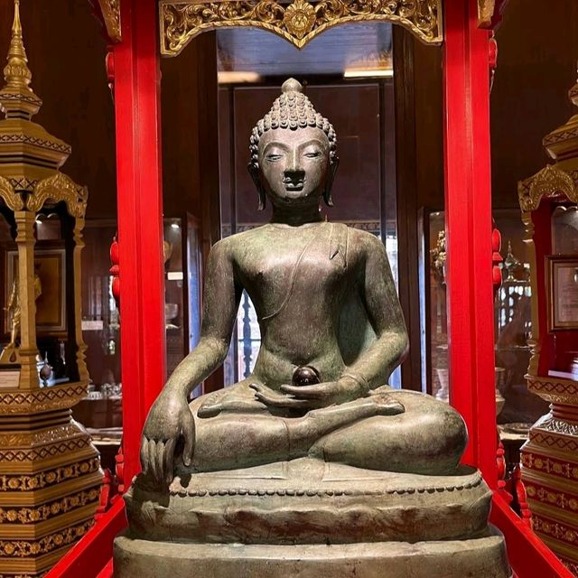 ไหว้พระแก้ว ที่พระอารามหลวงแห่งล้านนา - เชียงราย