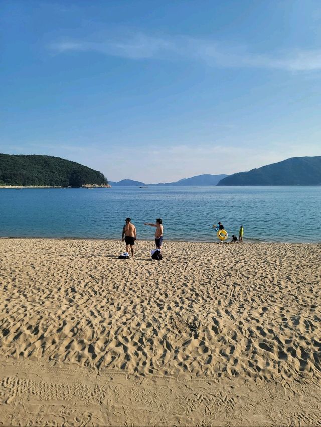 수영하기 좋은 고운모래 해변 구조라해수욕장🏖