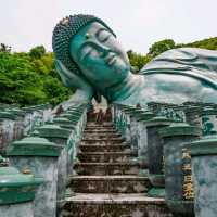 有著世界最大的青銅製臥佛的「南藏院」。