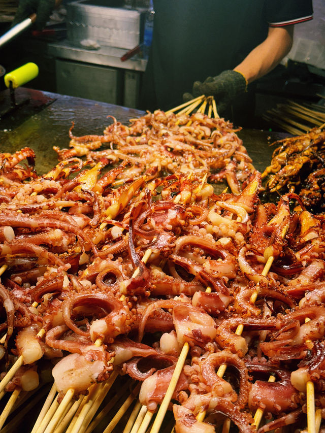 Famous BBQ : RONG SHU YUAN ZHONGSHAN ROAD