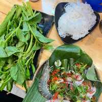 ร้านอาหาร Local Seafood ของคนท้องถิ่นใน Danang
