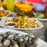 Singapore Famous Hawker Local Food at 85 Bedok. 