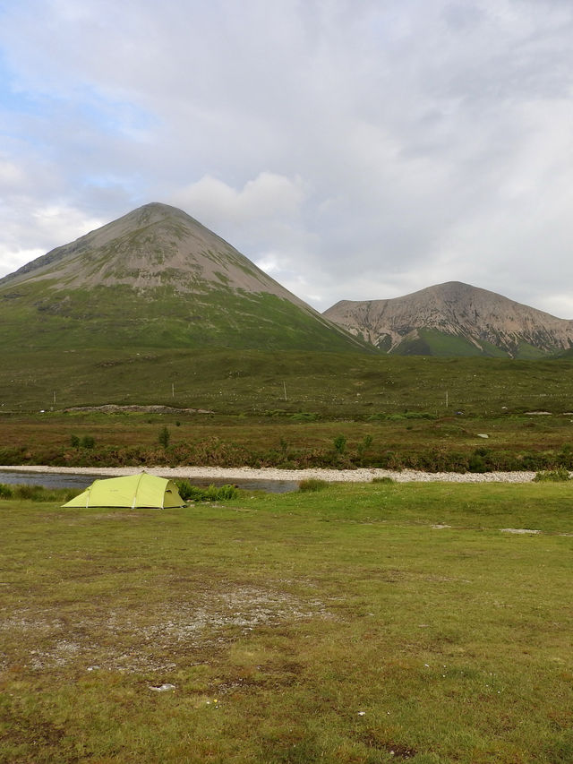 Camping at Sligachan Campsite, Isle of Skye 🌲