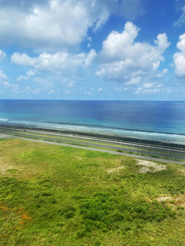 Indian Ocean Sea in front of the Airport ✈️