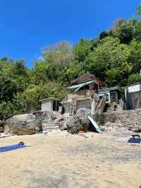 🇮🇩Uluwatu Beach in Bali, Indonesia ⛱️