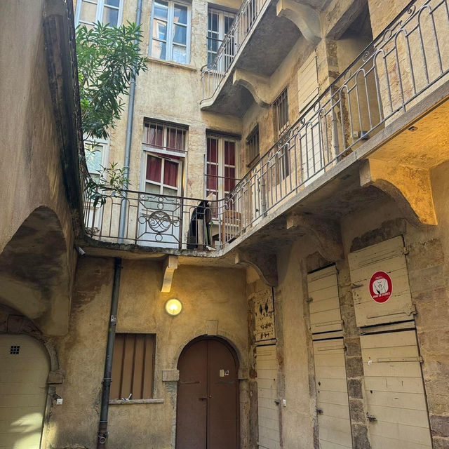 Step Back in Time – Discover the Timeless Charm of Vieux Lyon
