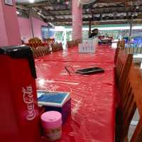 ลุงศักดิ์ ซีฟู๊ด ร้านอาหารทะเล สด ราคาถูก
