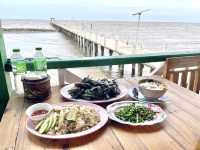 ร้านอาหารขอบฟ้า ลาตะวัน จ. สมุทรปราการ
