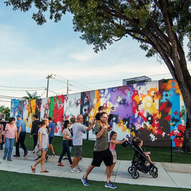 The Vibrant Street Art of Wynwood Walls