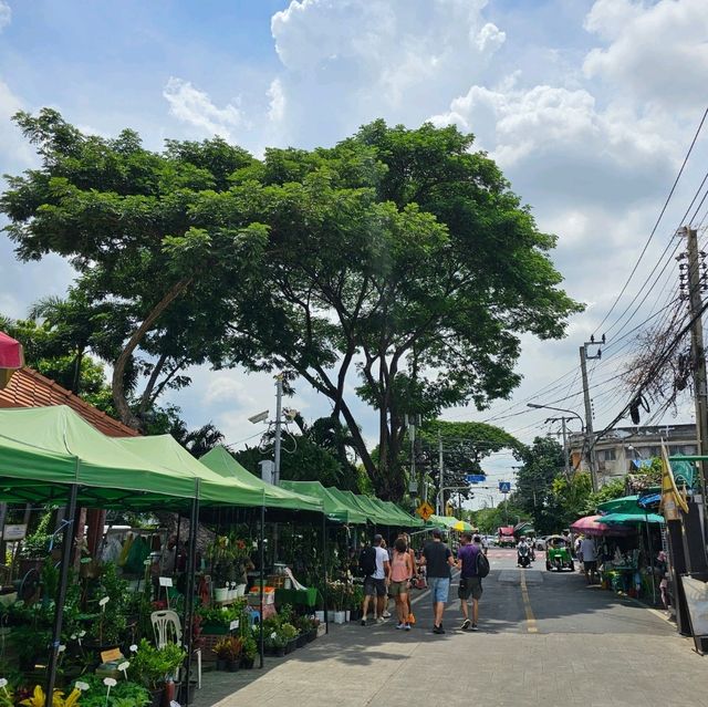 ตลาดน้ำตลิ่งชัน