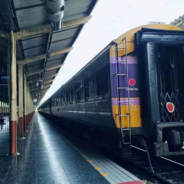 清邁-曼谷 臥鋪火車包廂
