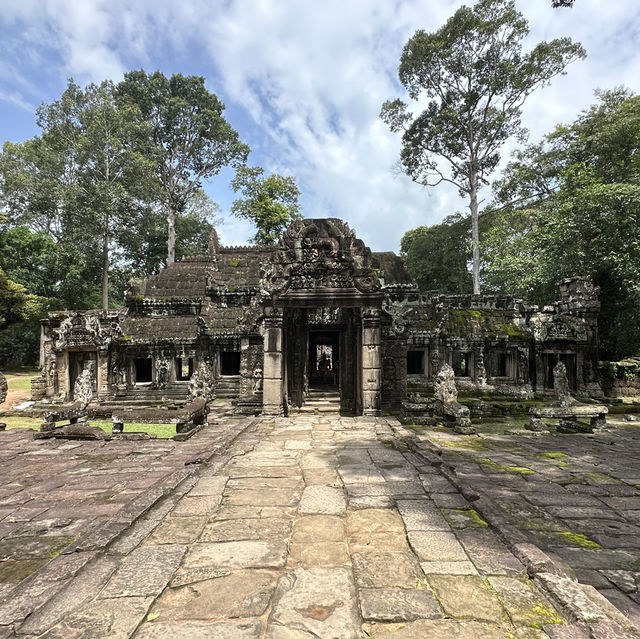 【カンボジア/シェムリアップ】静かな佇まいが魅力のシェムリアップのバンテアイ・クデイ寺院