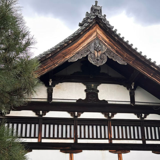 御發神社：隱藏在自然中的靜謐之地 🌲