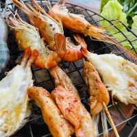 สุดคุ้มบุฟเฟต์ ชาบู หมูกะทะ ซีฟู้ด 𝐒𝐮𝐝𝐤𝐡𝐮𝐦 