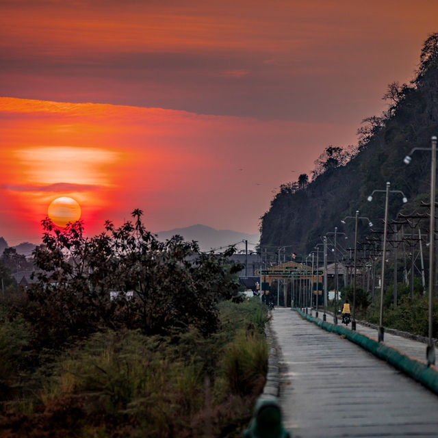 緬甸帕安的絕美夕陽：山水間的夢幻時刻