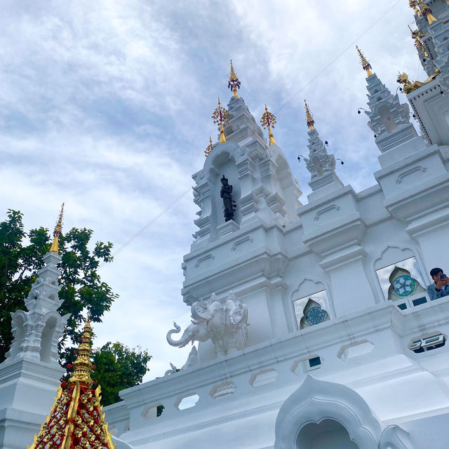 โลหะประสาทที่สวยที่สุดในประเทศไทย
