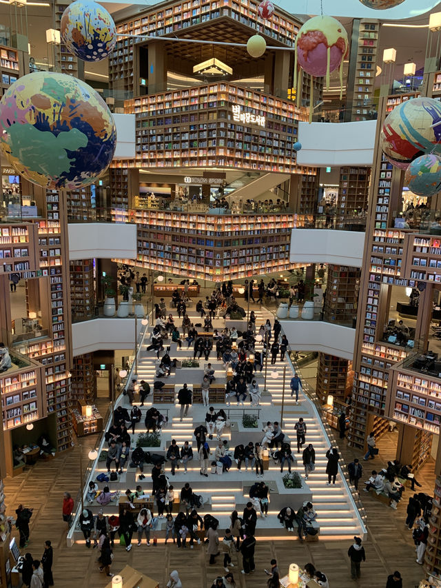 🌟星空圖書館2.0 - Starfield Suwon（수원 스타필드 별마당도서관）