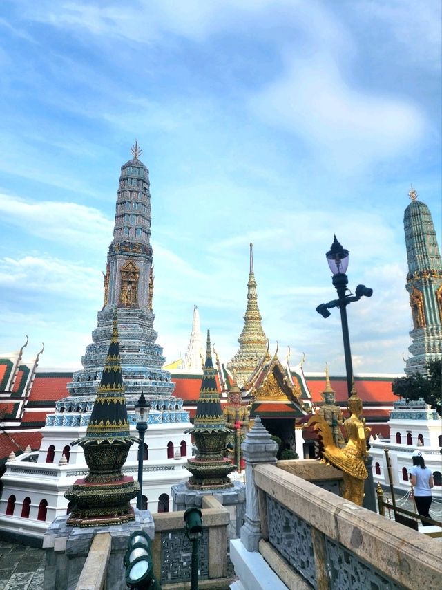 Discover the beauty of Wat Phra Kaew