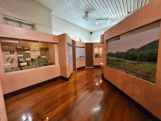 รวมประวัติศาสตร์และศิลปะพื้นบ้านแห่งเมืองโอ่ง