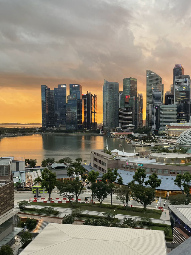 From Sunrise to City Lights: The Ultimate Staycation at Marina Bay