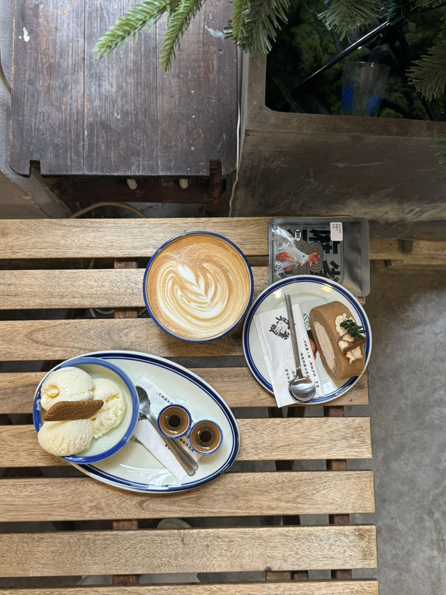 珠海第一cafe 麻雀與不叔 超活潑貓咪！