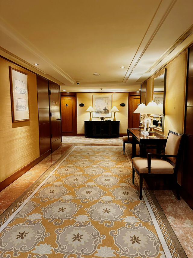 Luxury & Skyline Views at Conrad Hong Kong
