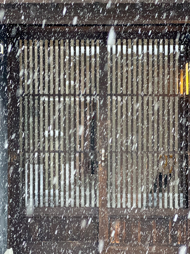 【金沢】雪景色のひがし茶屋街