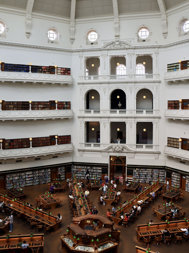 墨爾本必訪！State Library Victoria的奇幻體驗 📚✨