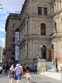 探索布里斯班的瑰寶：Treasury Building的魅力 🌟🏛️