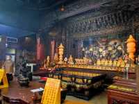 ขอพรองค์เทพจี้กง วัดกลางหุบเขา ริมแม่น้ำ Bazhang