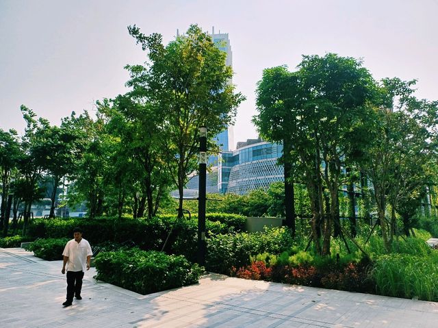 泰國曼谷素坤逸路新地標曼谷一號一日遊行程，空中噴水池花園，適合休閒逛街拍照📸打卡