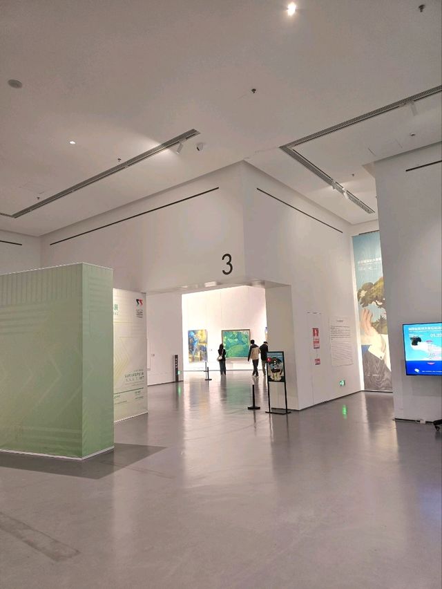 油畫村旁的美術館