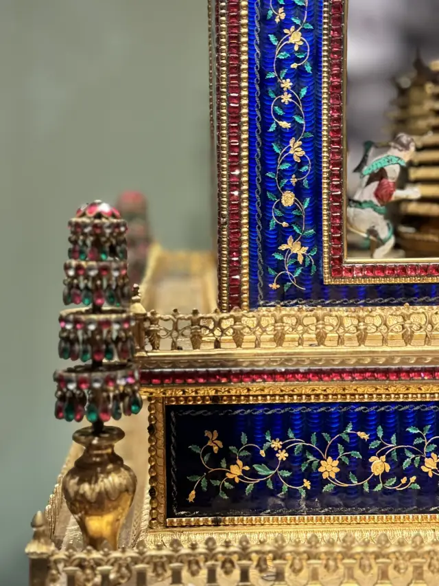 Hong Kong's Must-See Forbidden City Treasures