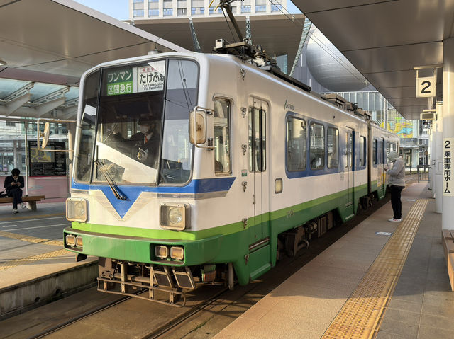 在福井駅看恐龍及買恐龍ICOCA交通咭