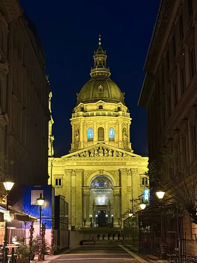 Waltzing Through the Cobbled Charm of Budapest