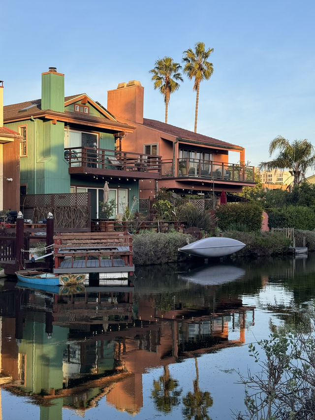 🛶 Venice Beach Canal, LA의 낭만적인 운하 산책!