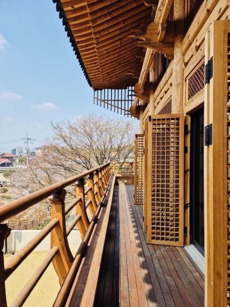 韓國清州 這間清州韓屋咖啡廳！圖書館美學，拍照控先收藏 位於清州的후마니타스（HUMANITAS）