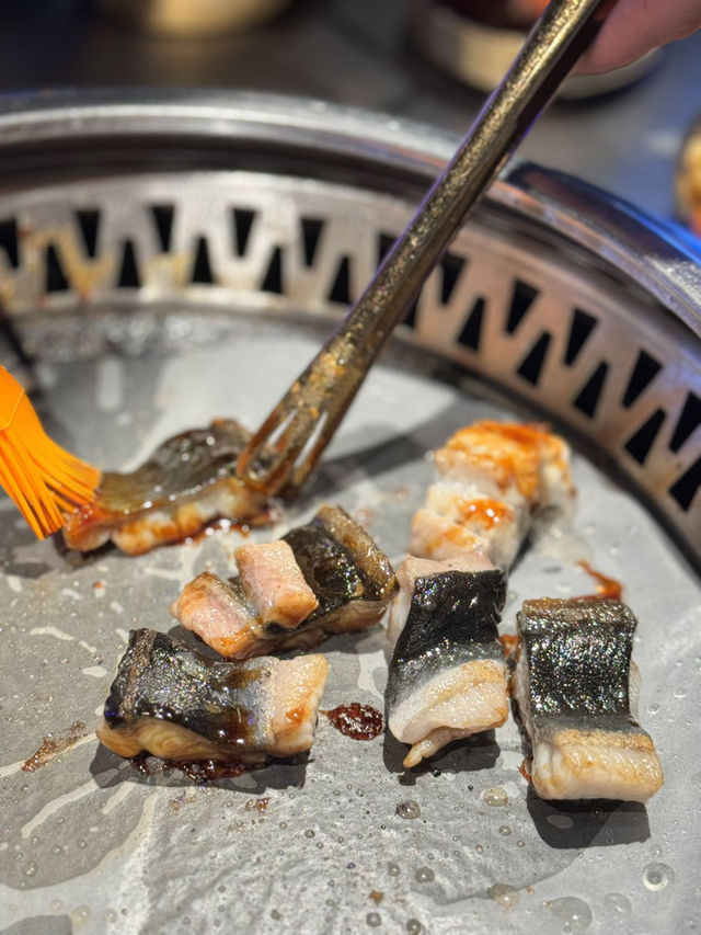 🔥【深圳放題天花板｜喜井無限自助烤肉】榴槤+鰻魚+原切肉任夾，港人瘋狂回本攻略✨