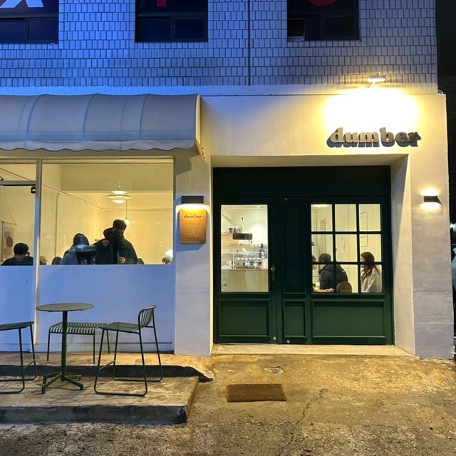 [🇰🇷ソウル] ドマコピ（더머커피） – コーヒーとフィナンシェが絶品のシンダエバン・カフェ