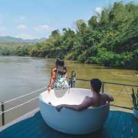 VeeVaree RiverKwai กาญจนบุรี