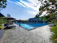 "Smart Stays, Smooth Transfers – Your Budget Gateway Near KLIA"