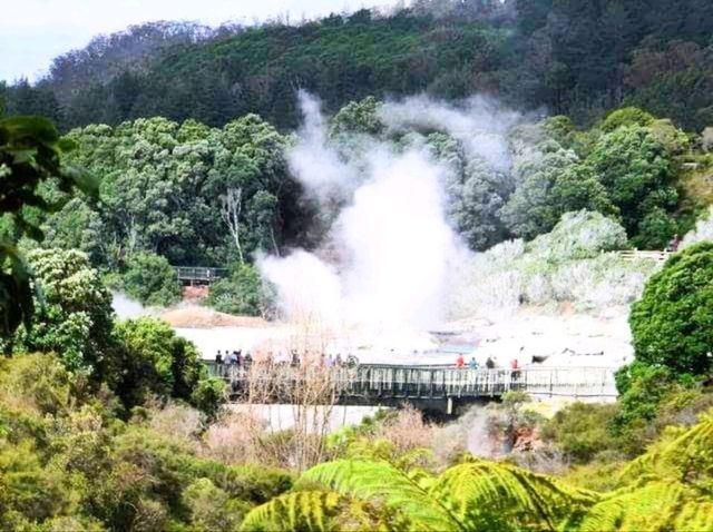 #波胡圖間歇噴泉Pohutu Geyser -紐西蘭羅託魯瓦