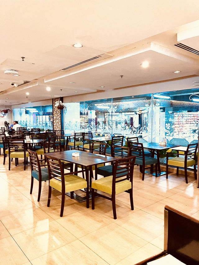 Orchid Garden Coffee House – Kuching’s Delightful Spot for All-Day Dining & Desserts 