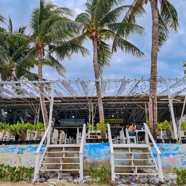 ร้านอาหารริมทะเล หัวหิน