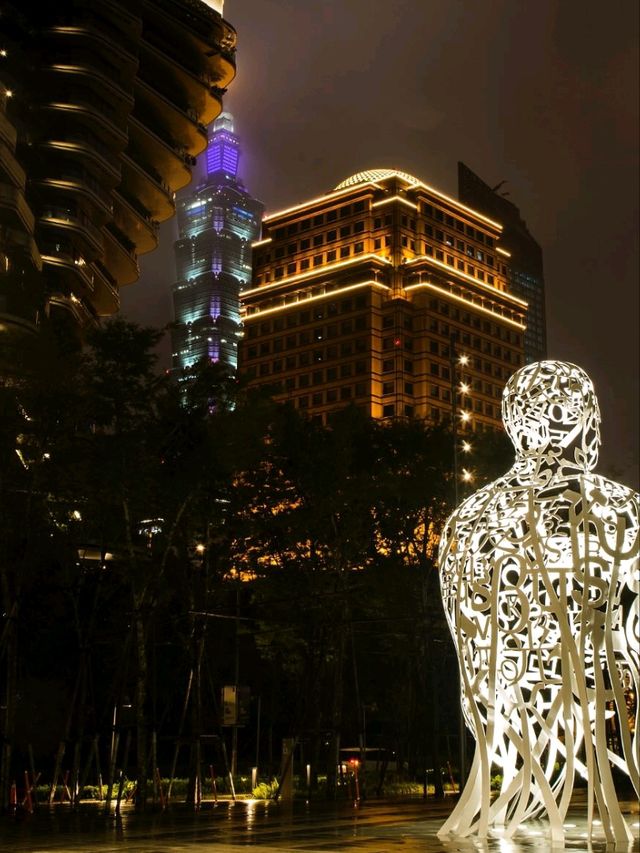 🌆 Touch the Sky – Taipei 101's Towering Wonder!