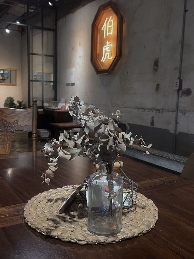 Natural coffee shop with lovely corners