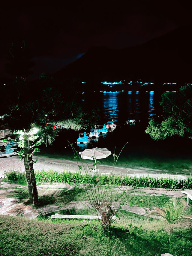 “Tranquil Khas Parapat: Serenity by the Lake”