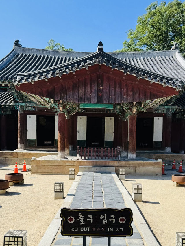 Gyeonggijeon Shrine: A Journey to the Heart of Joseon